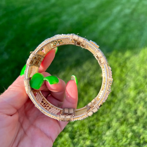 Beautiful metal mixed media bracelet - Picture 8 of 9